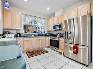 3180R Antigua Bay Ln, Tavares, FL 32778