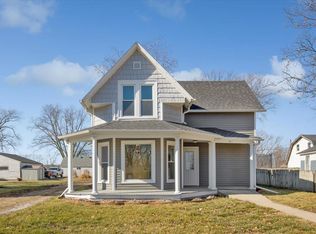 207 Normal St, Woodbine, IA 51579