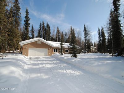 1090 Cloverleaf Dr, North Pole, AK, 99705