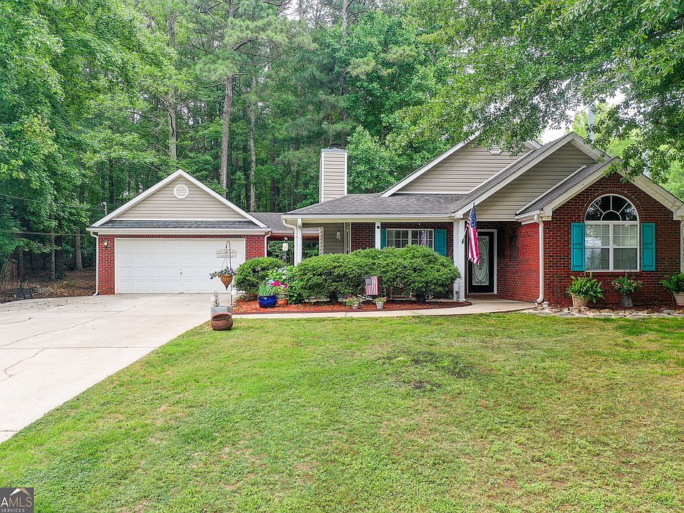 1st image of 204 Crystal Ct