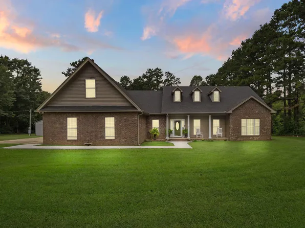 181 Cooper Dr, Leesville, LA 71446