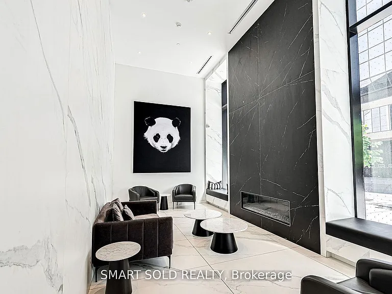 20 Edward St #2620 — Photo 3