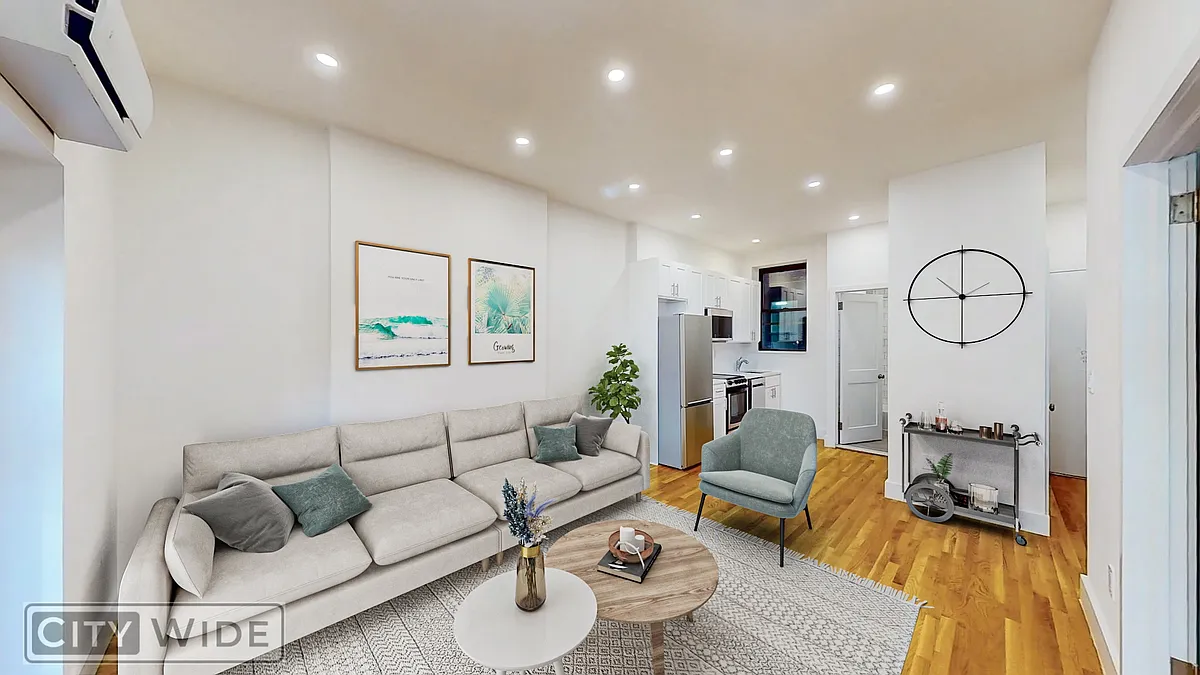 Building Photo - 443 W 51st St #1R