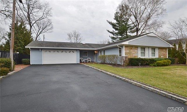 1st image of 4 Trim Ln