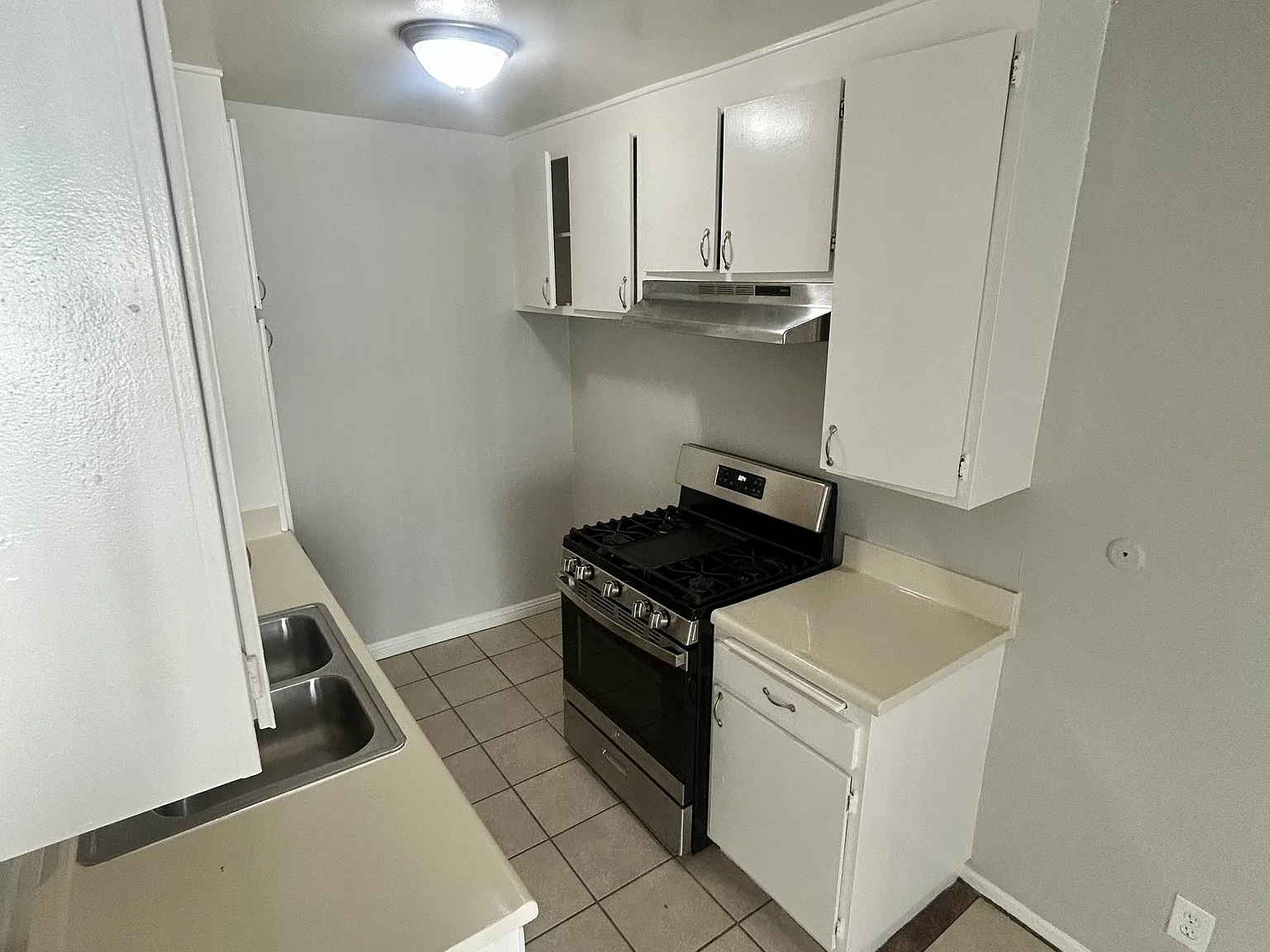 Studio, $1,450 — Photo 4