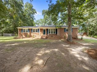 1823 Wellington Rd, Burlington, NC 27217