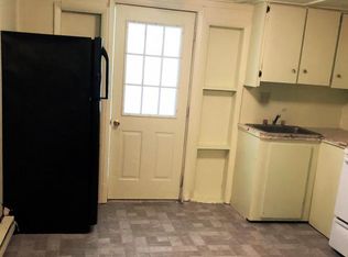 30409 Spruce St APT 3, Princess Anne, MD 21853