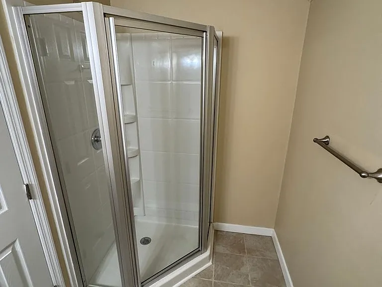 665 Americana Dr — Photo 22