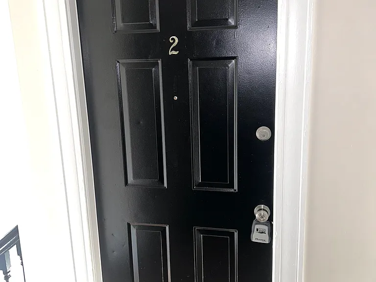 1700 Rosewood Ave #2 — Photo 8