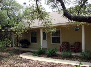 1020 Fernwood Rd, Fischer, TX 78623