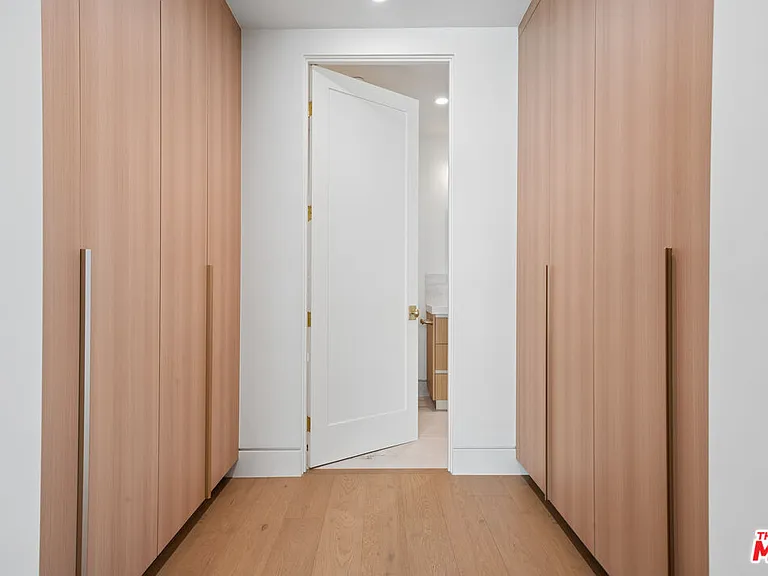 652 Huntley Dr #103 — Photo 18
