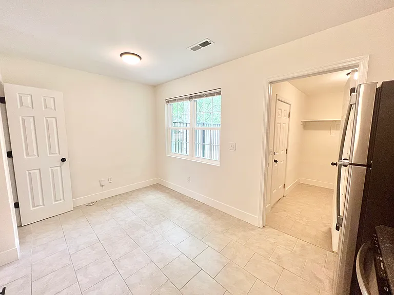 Dining Area - View to Laundry room