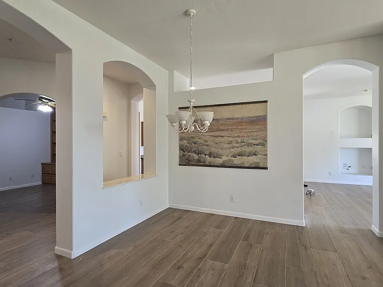 10335 E Rosemary Ln — Photo 4