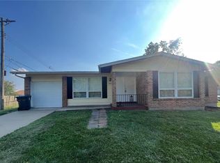 690 Wiethaupt Rd, Florissant, MO 63031