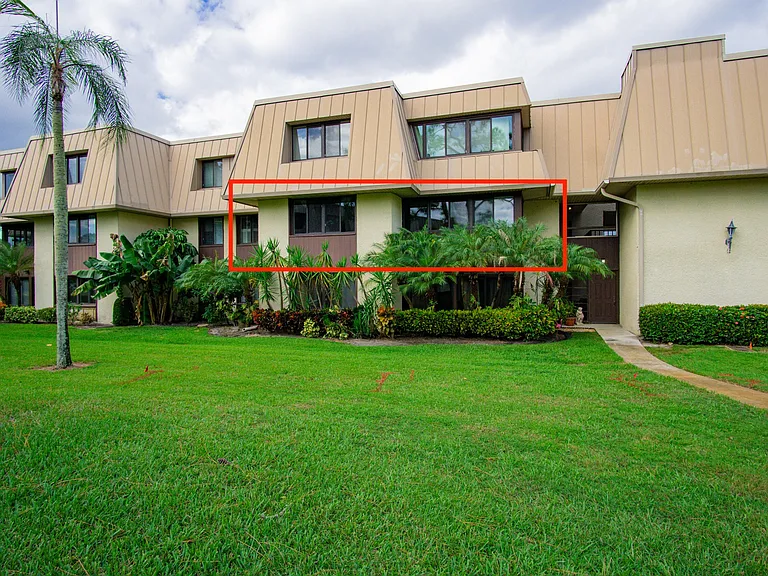 1800 SE Saint Lucie Blvd #9-204 — Photo 23