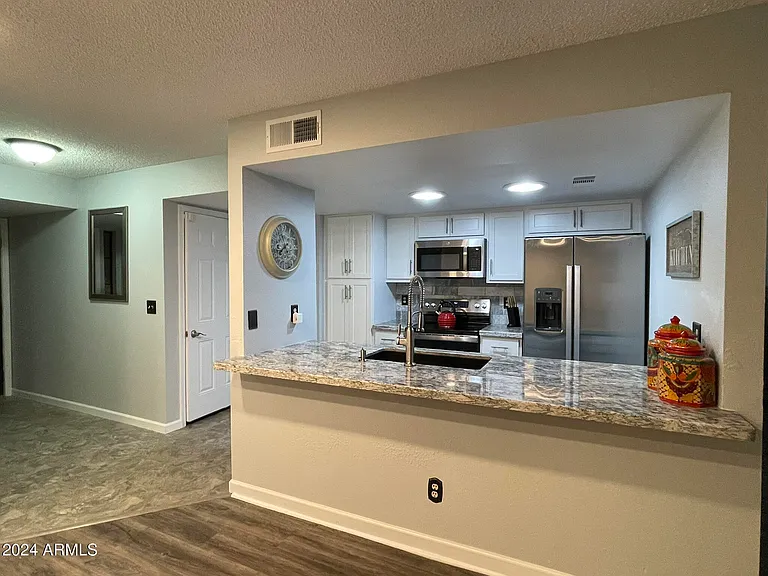 7811 E Park View Dr — Photo 7