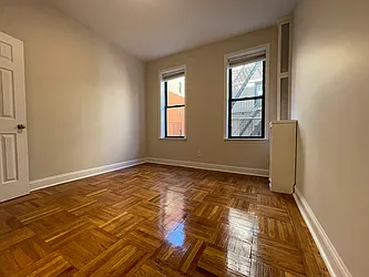 Rented by Hillel Realty Group