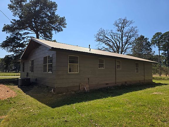 3rd image of 420585 E 1920th Rd