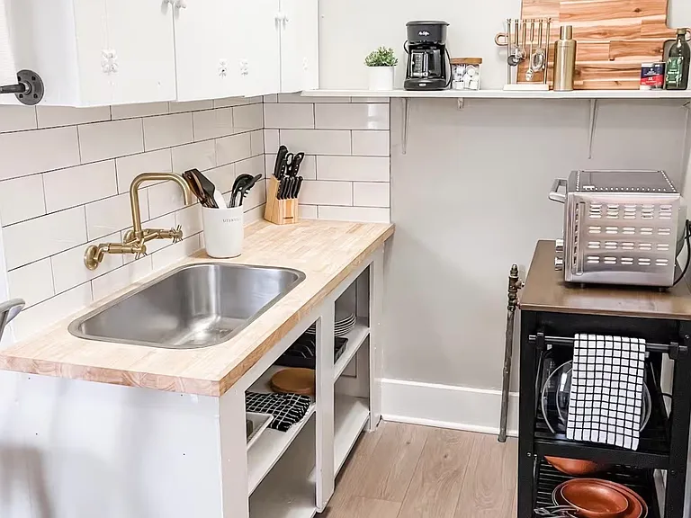 2109 Harbert Ave #8 — Photo 4
