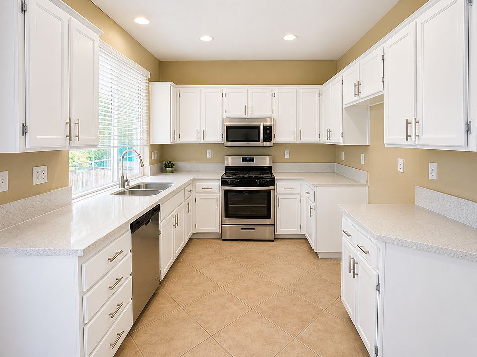 1st image of 13393 Indian Bow Cir