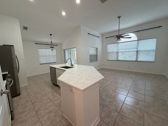 3rd image of 2301 Oakhurst Ct