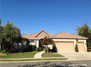 1876 N Megan Ave, Clovis, CA