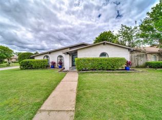 6332 N Jim Miller Rd, Dallas, TX 75228