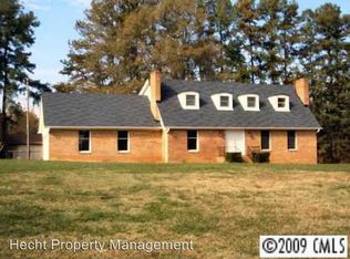 8075 Pine Lake Rd, Denver, NC 28037