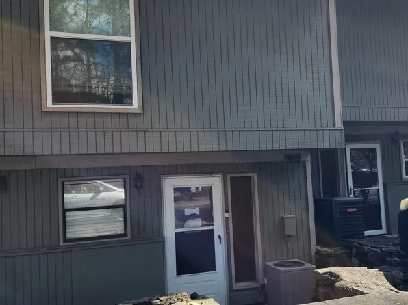 6204 Overlook Rd, Peachtree Corners, GA 30092