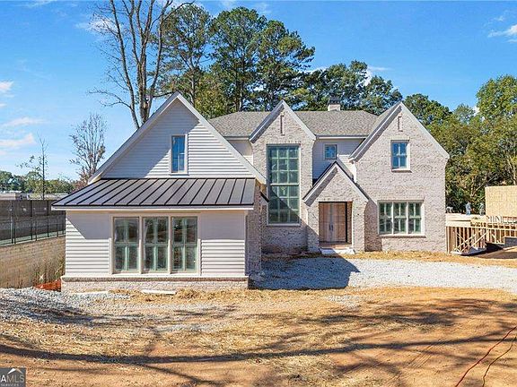 2nd image of 10908 Woodstock Rd