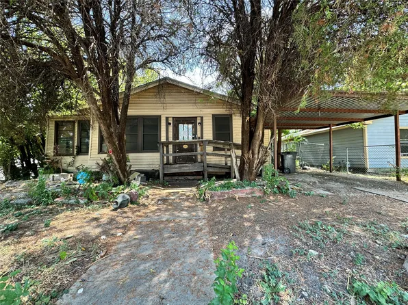 1136 E Leuda St, Fort Worth, TX 76104