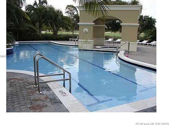 5th image of 19501 W Country Club Dr APT 2406