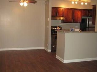 1724 Brookdale Rd APT 14, Naperville, IL 60563