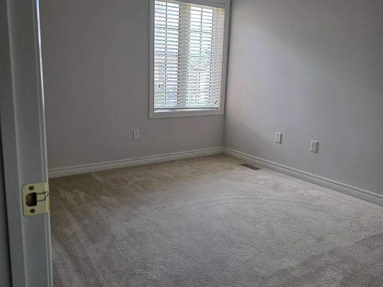 33 Aikenhead Ave — Photo 26
