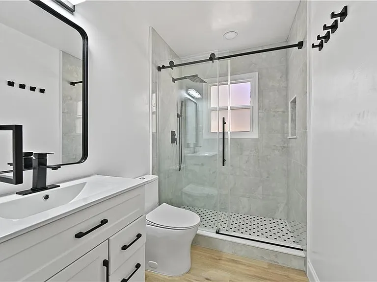 1728 Wayland Cir — Photo 22