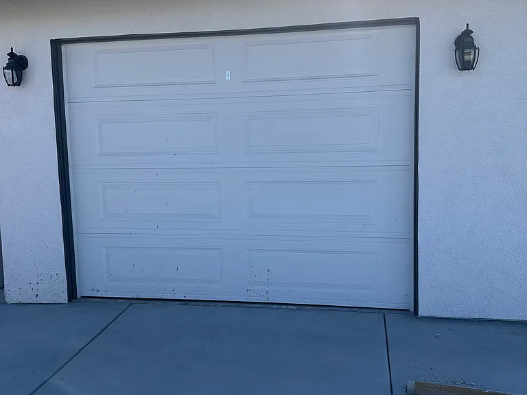 Yucca St — Photo 8