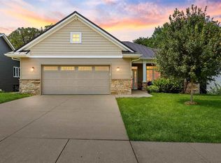 744 Galway Dr, Iowa City, IA 52246