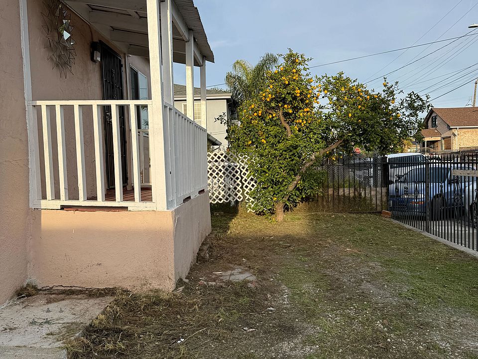 1st image of 661 Clara St #A