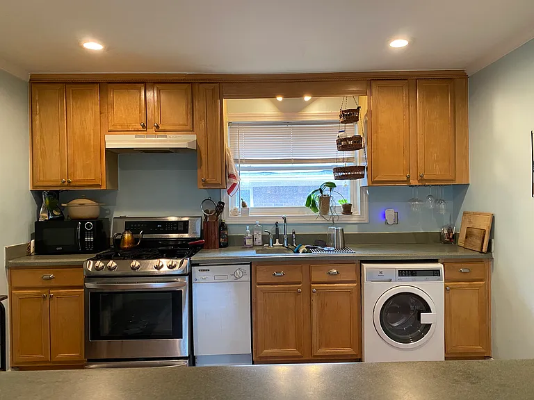 821 Durant Pl NE #3 — Photo 19