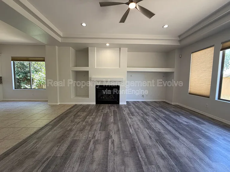 23012 N 38th Pl — Photo 14