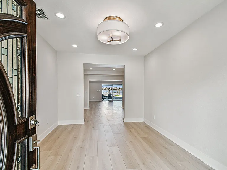 24 Adalia Ave — Photo 23