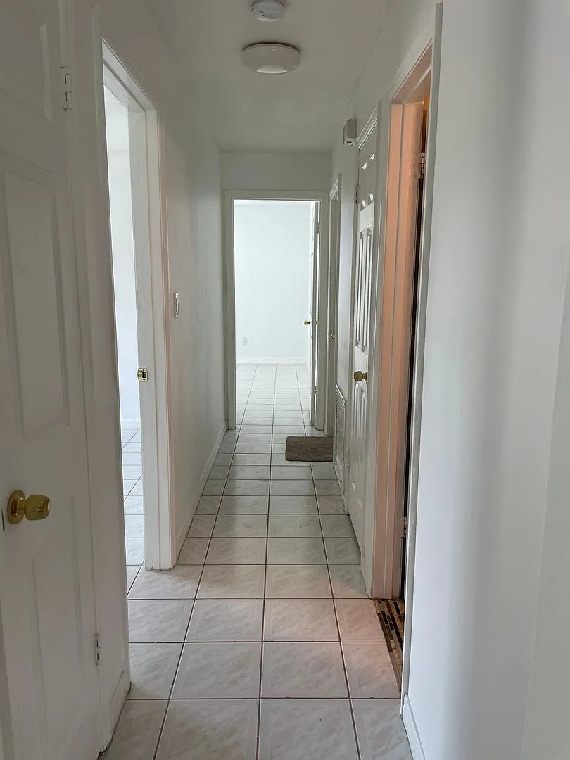 Beautiful 3x2 Home — Photo 3