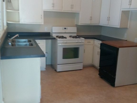 4th image of 4549 Prescott Ave