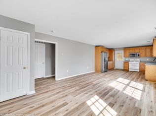 105-105 Maple Ave, Bristol, CT 06010