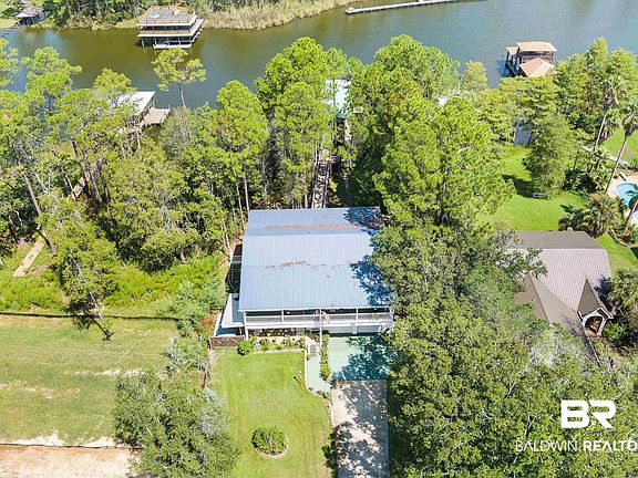 5th image of 24043 Bay View Dr W