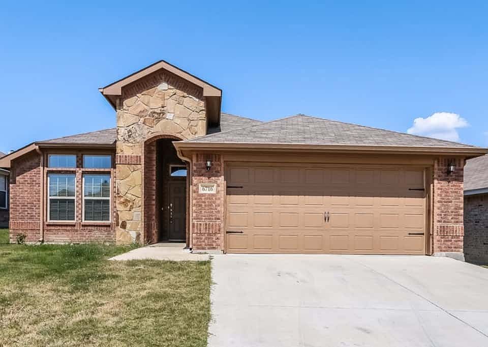 1st image of 6716 Chalk River Dr