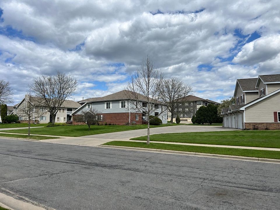 1st image of 3209-3217-3225 Stonecreek Dr