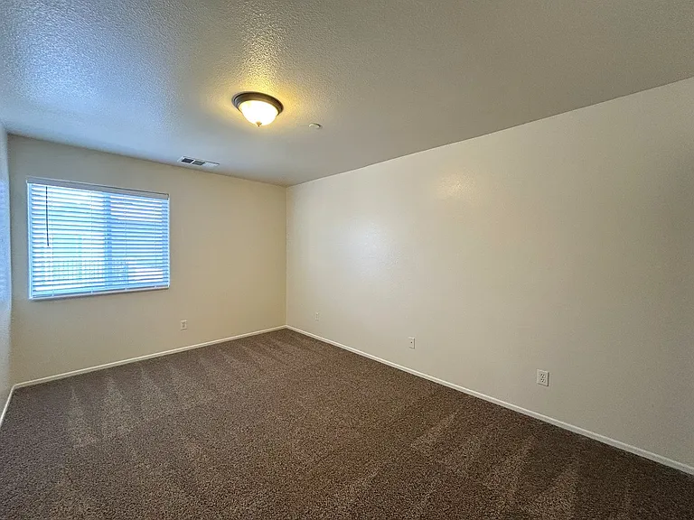 1555 Orange Ave #403 — Photo 21