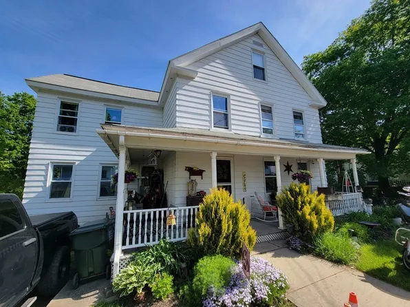 15 Clifford Ave, Ware, MA 01082