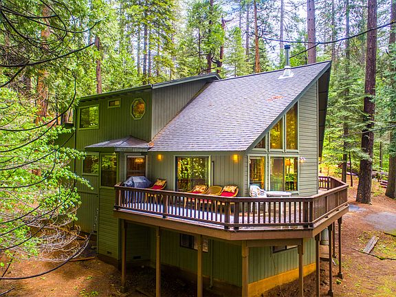 2nd image of 1598 Pebble Beach Way